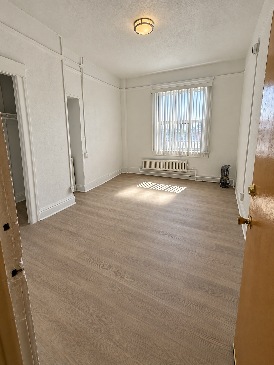 DTLA Studio with Private Sink rental listing