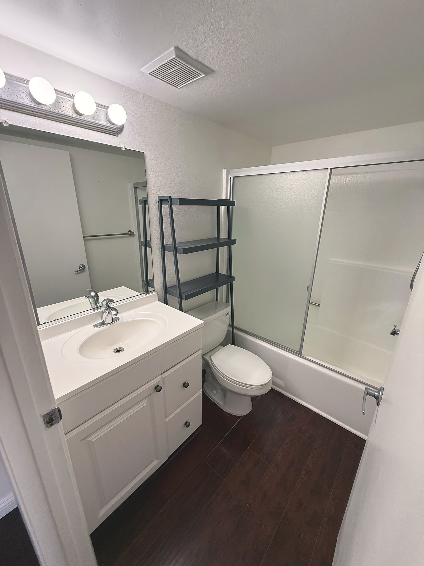 Sawtelle 3 Bed Condo rental photo